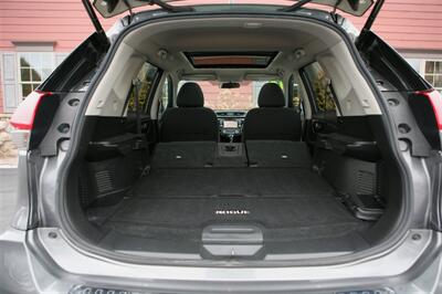 2018 Nissan Rogue SV AWD   - Photo 18 - Strasburg, PA 17579