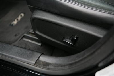 2013 Chrysler 300 Base AWD - Photo 10 - Strasburg, PA 17579