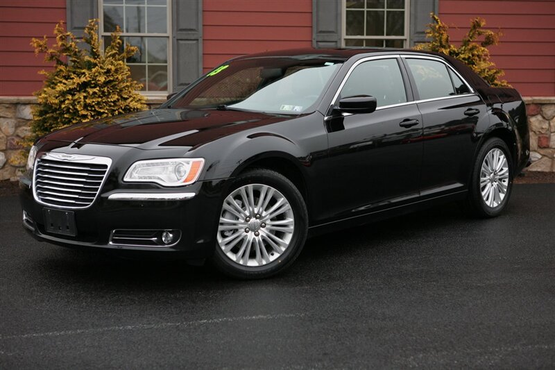 2013 Chrysler 300 Base AWD   - Photo 1 - Strasburg, PA 17579