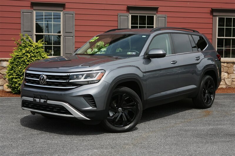 2022 Volkswagen Atlas 3.6L V6 SE w/Technology   - Photo 1 - Strasburg, PA 17579
