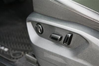 2022 Volkswagen Atlas 3.6L V6 SE w/Technology   - Photo 11 - Strasburg, PA 17579