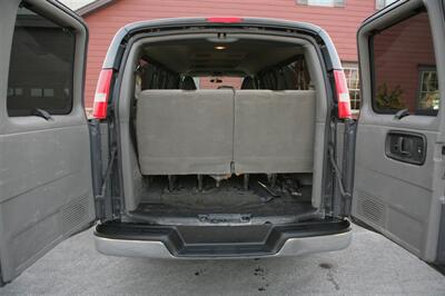 2016 Chevrolet Express LT 3500   - Photo 12 - Strasburg, PA 17579