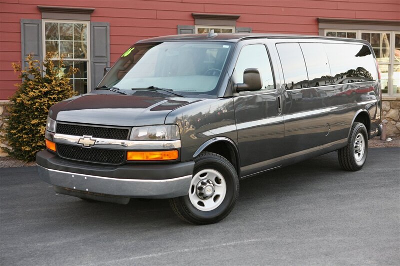 2016 Chevrolet Express LT 3500   - Photo 1 - Strasburg, PA 17579