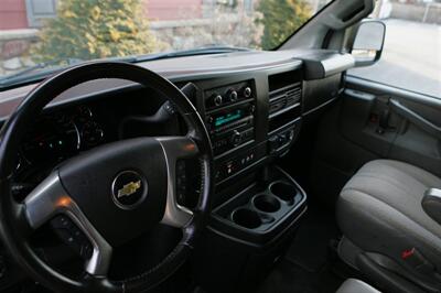 2016 Chevrolet Express LT 3500   - Photo 11 - Strasburg, PA 17579