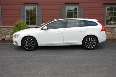 2017 Volvo V60 T5 Dynamic   - Photo 4 - Strasburg, PA 17579