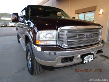 2003 Ford F-250 Super Duty Lariat Crew Cab 4x4   - Photo 9 - Brighton, CO 80603