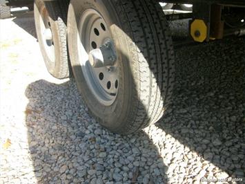 2015 Keystone 24RLSWE - Photo 3 - Castle Rock, CO 80104