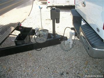 2015 Keystone 24RLSWE - Photo 8 - Castle Rock, CO 80104