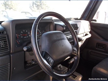 2002 Jeep Wrangler Sport   - Photo 16 - Brighton, CO 80603