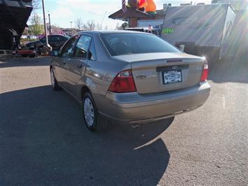 2005 Ford Focus ZX4 SE   - Photo 7 - Brighton, CO 80603