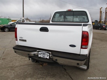 2006 Ford F-350 Super Duty XLT Crew Cab 4x4   - Photo 10 - Brighton, CO 80603