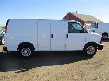 2014 Chevrolet Express 1500 AWD Cargo 4x4 - Photo 8 - Brighton, CO 80603