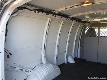 2014 Chevrolet Express 1500 AWD Cargo 4x4 - Photo 23 - Brighton, CO 80603