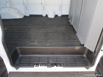 2014 Chevrolet Express 1500 AWD Cargo 4x4 - Photo 26 - Brighton, CO 80603