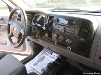 2008 Chevrolet Silverado 2500 LT Extended Quad Cab 4x4   - Photo 19 - Brighton, CO 80603