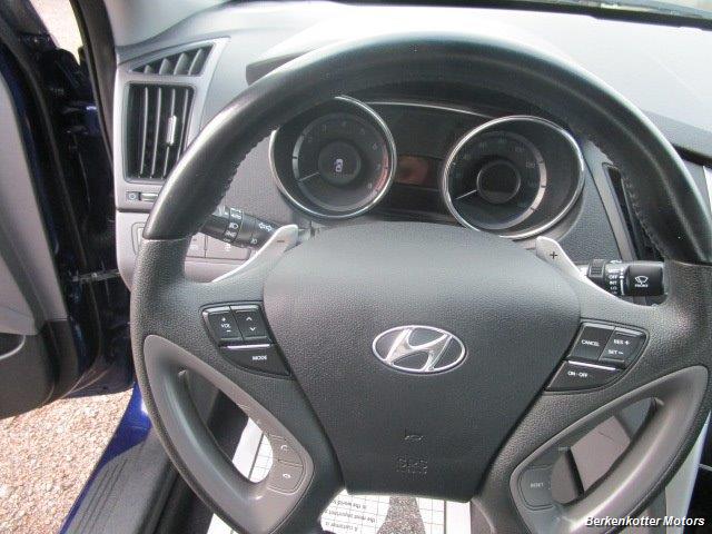 2013 Hyundai Sonata SE photo