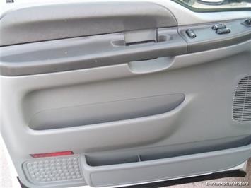 2003 Ford F-250 Super Duty XL 4dr SuperCab XL - Photo 14 - Brighton, CO 80603
