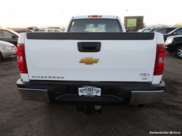 2014 Chevrolet Silverado 3500 Crew Cab 4x4   - Photo 7 - Brighton, CO 80603