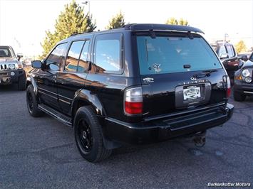 1999 INFINITI QX4   - Photo 5 - Brighton, CO 80603