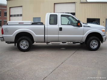 2013 Ford F-250 Super Duty XLT Extended Cab 4x4   - Photo 8 - Castle Rock, CO 80104