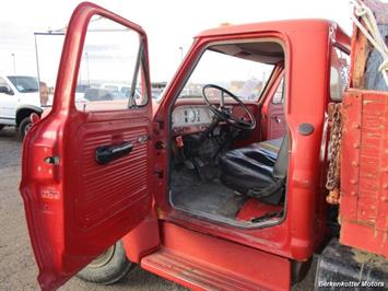 1970 Ford S600 Regular Cab Flatbed DUMP   - Photo 11 - Brighton, CO 80603