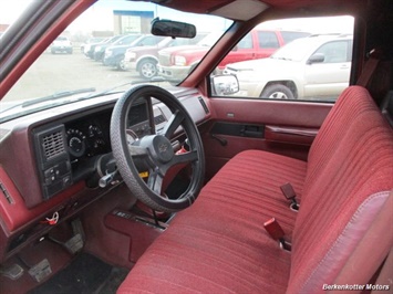 1989 Chevrolet K1500 Cheyenne 4x4   - Photo 13 - Fountain, CO 80817