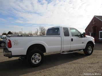 2011 Ford F-350 Super Duty XL Super Cab 4x4   - Photo 3 - Brighton, CO 80603