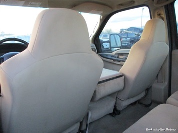 2006 Ford F-350 Super Duty XLT Crew Cab 4x4 - Photo 19 - Brighton, CO 80603