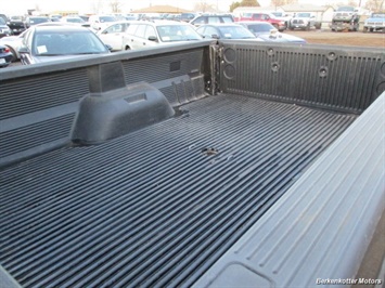 2006 Ford F-350 Super Duty XLT Crew Cab 4x4 - Photo 20 - Brighton, CO 80603