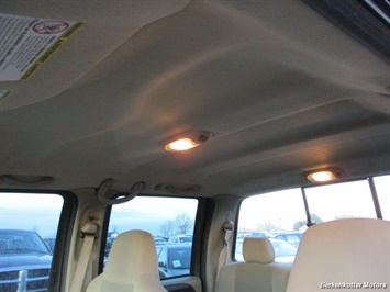 2006 Ford F-350 Super Duty XLT Crew Cab 4x4 - Photo 16 - Brighton, CO 80603