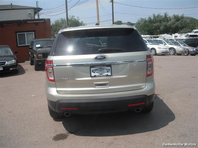 2011 Ford Explorer Limited photo