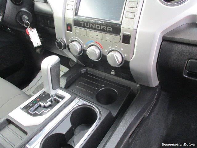 2014 Toyota Tundra SR5 photo