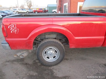 2011 Ford F-250 Super Duty XL Crew Cab   - Photo 9 - Brighton, CO 80603