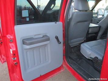 2011 Ford F-250 Super Duty XL Crew Cab   - Photo 17 - Brighton, CO 80603