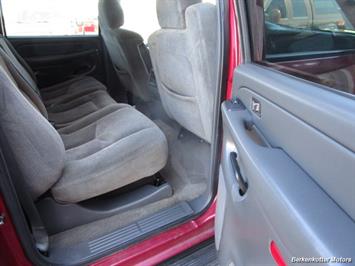 2004 Chevrolet Silverado 2500 LS Crew Cab 4x4   - Photo 24 - Brighton, CO 80603