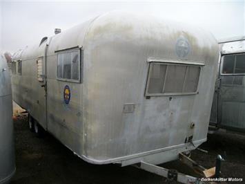 1957 Airstream Southern Line 303-ED   - Photo 3 - Brighton, CO 80603