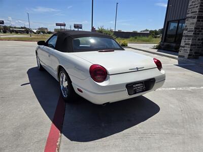 2002 Ford Thunderbird Deluxe   - Photo 13 - Paris, TX 75460