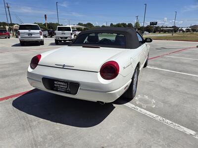 2002 Ford Thunderbird Deluxe   - Photo 14 - Paris, TX 75460