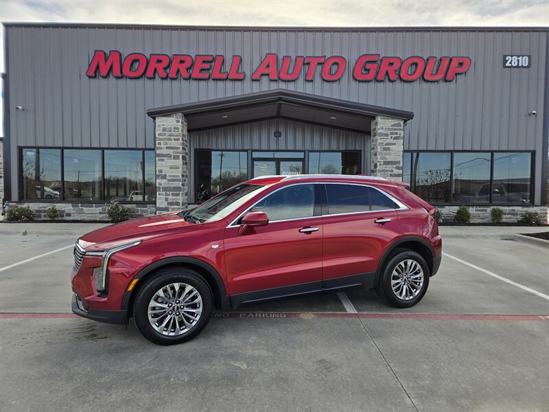 2024 Cadillac XT4 Premium Luxury  