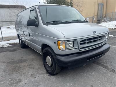 2002 Ford E-150 Van