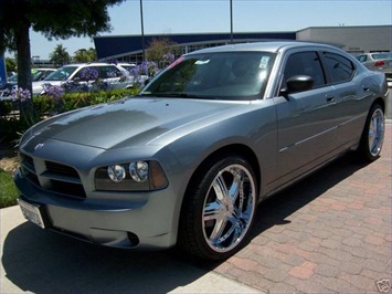 2008 Dodge Charger RT   - Photo 1 - Canoga Park, CA 91303