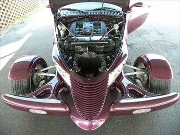 1999 Plymouth Prowler   - Photo 11 - Canoga Park, CA 91303