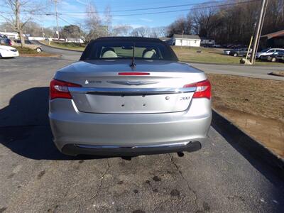 2013 Chrysler 200 Touring   - Photo 6 - Uncasville, CT 06382