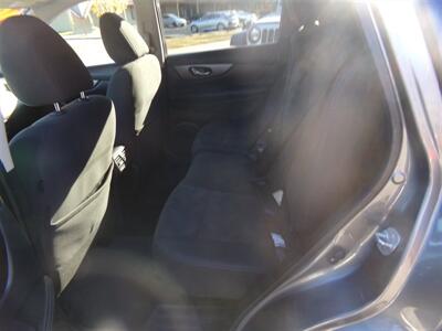 2016 Nissan Rogue SV   - Photo 11 - Uncasville, CT 06382