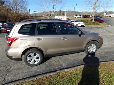 2014 Subaru Forester 2.5i Premium - Photo 8 - Uncasville, CT 06382