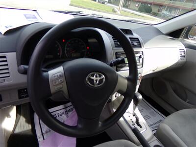 2012 Toyota Corolla LE   - Photo 9 - Uncasville, CT 06382