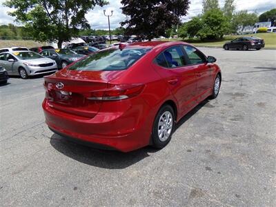 2017 Hyundai ELANTRA SE   - Photo 6 - Uncasville, CT 06382