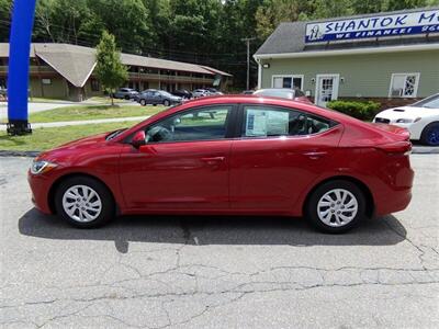 2017 Hyundai ELANTRA SE   - Photo 8 - Uncasville, CT 06382