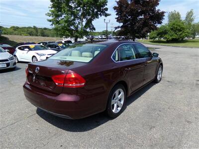 2013 Volkswagen Passat SE PZEV   - Photo 6 - Uncasville, CT 06382