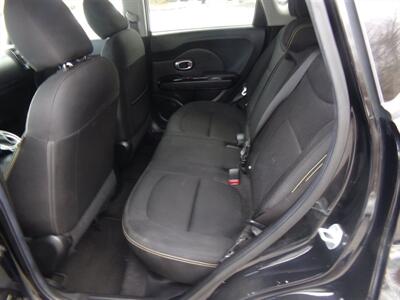 2015 Kia Soul EX Plus   - Photo 7 - Uncasville, CT 06382